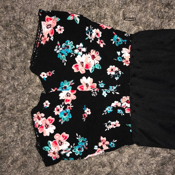 Floral Romper - Picture 2 of 4